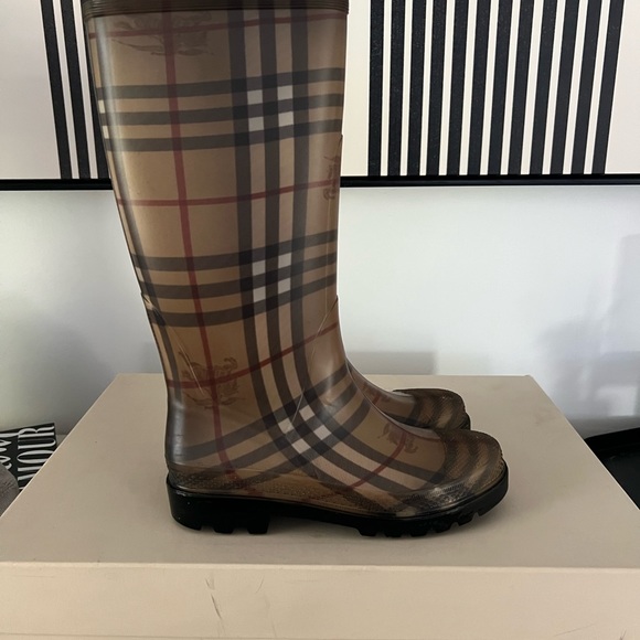 Blueberry boots - Picture 2 of 4